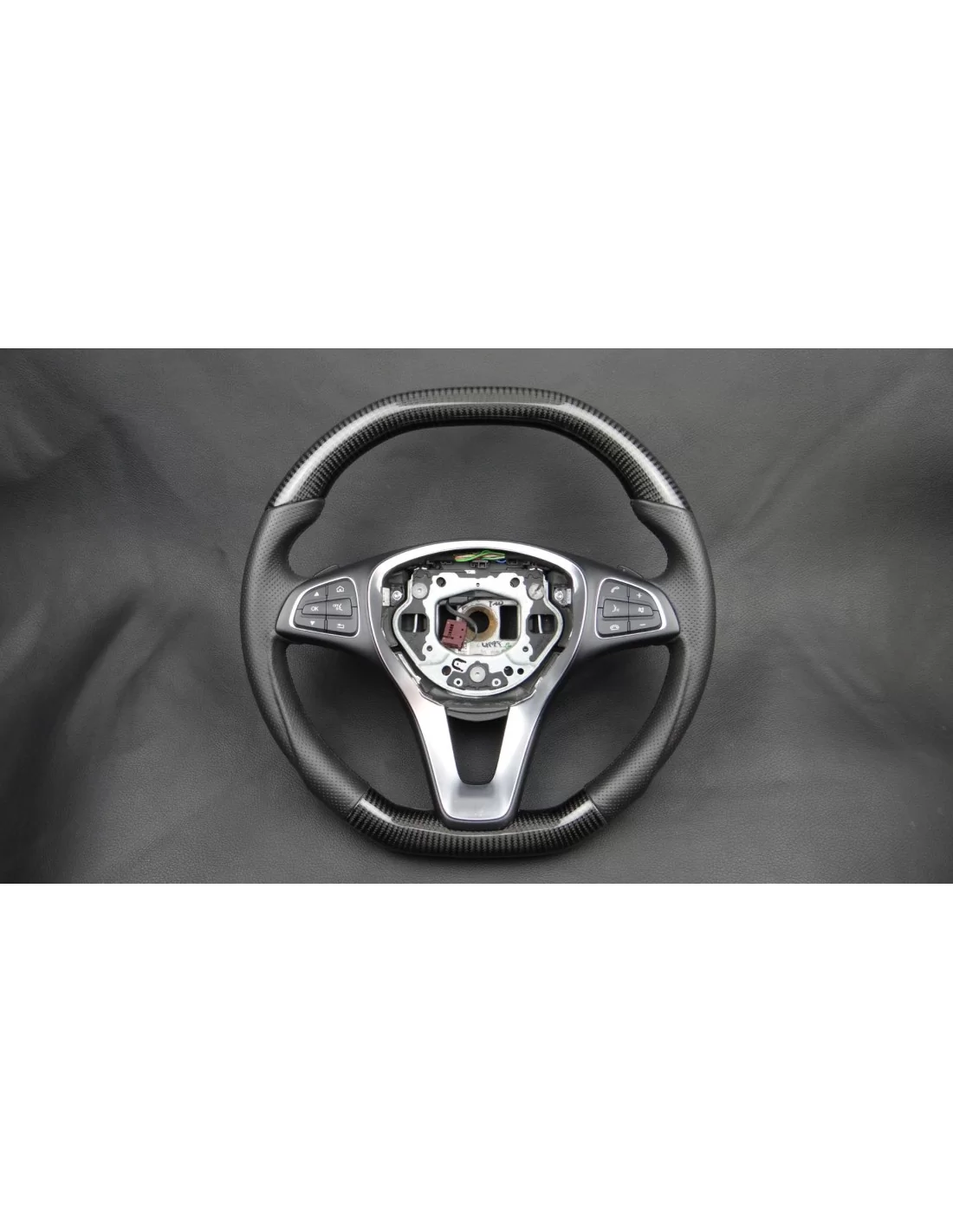  - Steering Wheels - Kierownica Mercedes-Benz Klasy E W212 ze skóry węglowej - 2 - Kierownica Mercedes-Benz Klasy E W212 ze skór