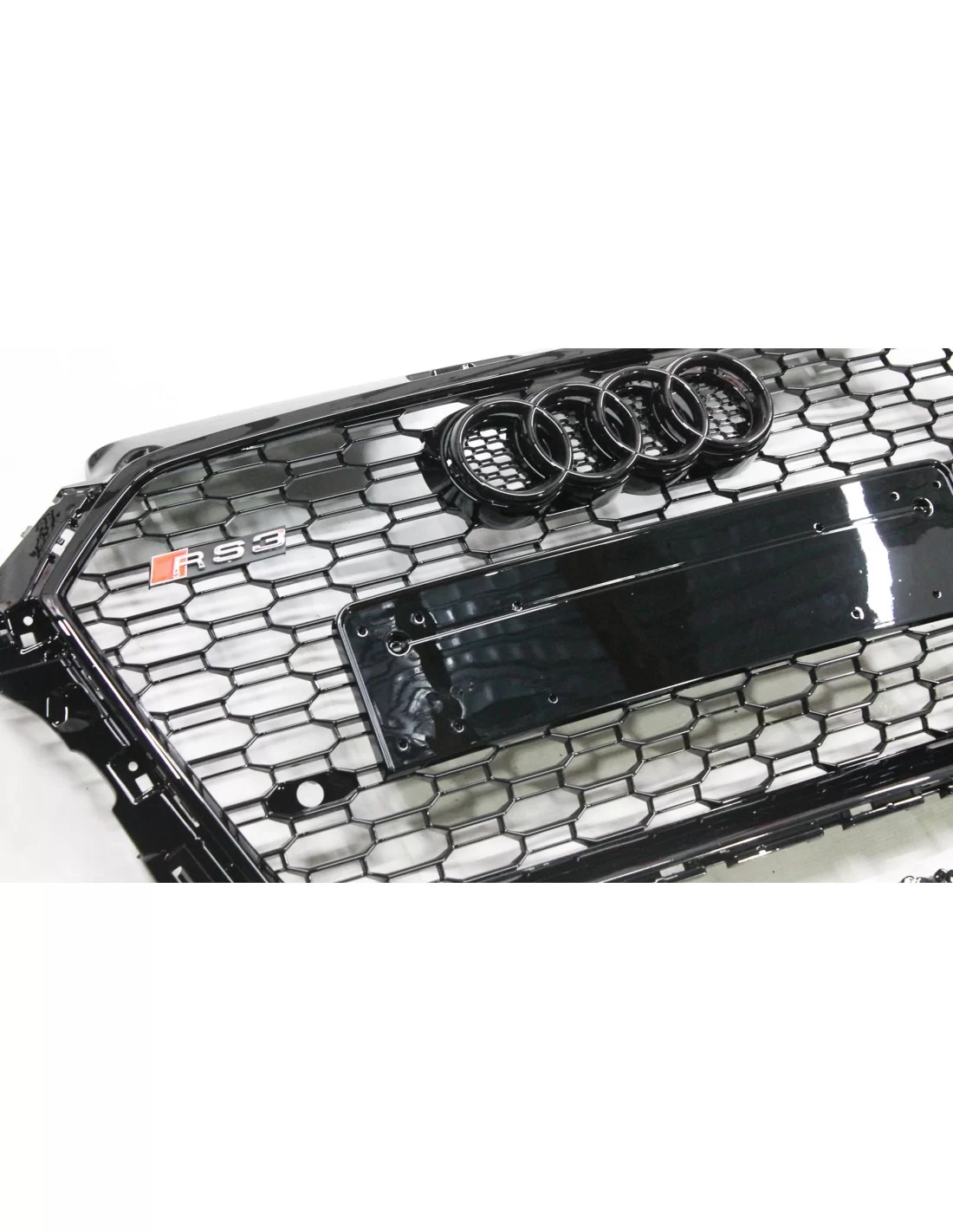 Audi A3 8V 2016-2020 Grelha Wabengrill em estilo RS3 Preto Quattro Audi, Audi A3 2016-2020 (8V) Audi