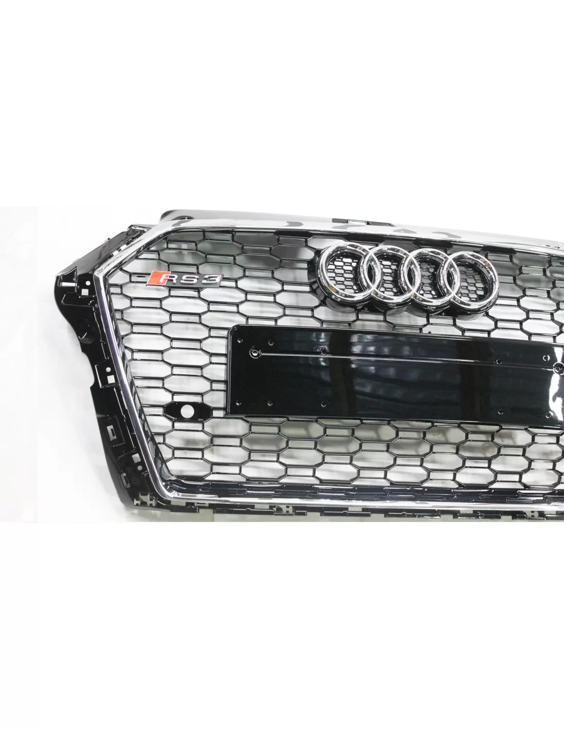Audi RS3 voorbumper radiatorrooster voor Audi A3 2016-2020 sedan zwart chrom Audi, Audi A3 2016-2020 (8V) Audi Audi RS3 voorbumper radiatorrooster voor Audi A3 2016-2020 sedan zwart chrom Audi, Audi A3 2016-2020 (8V) Audi