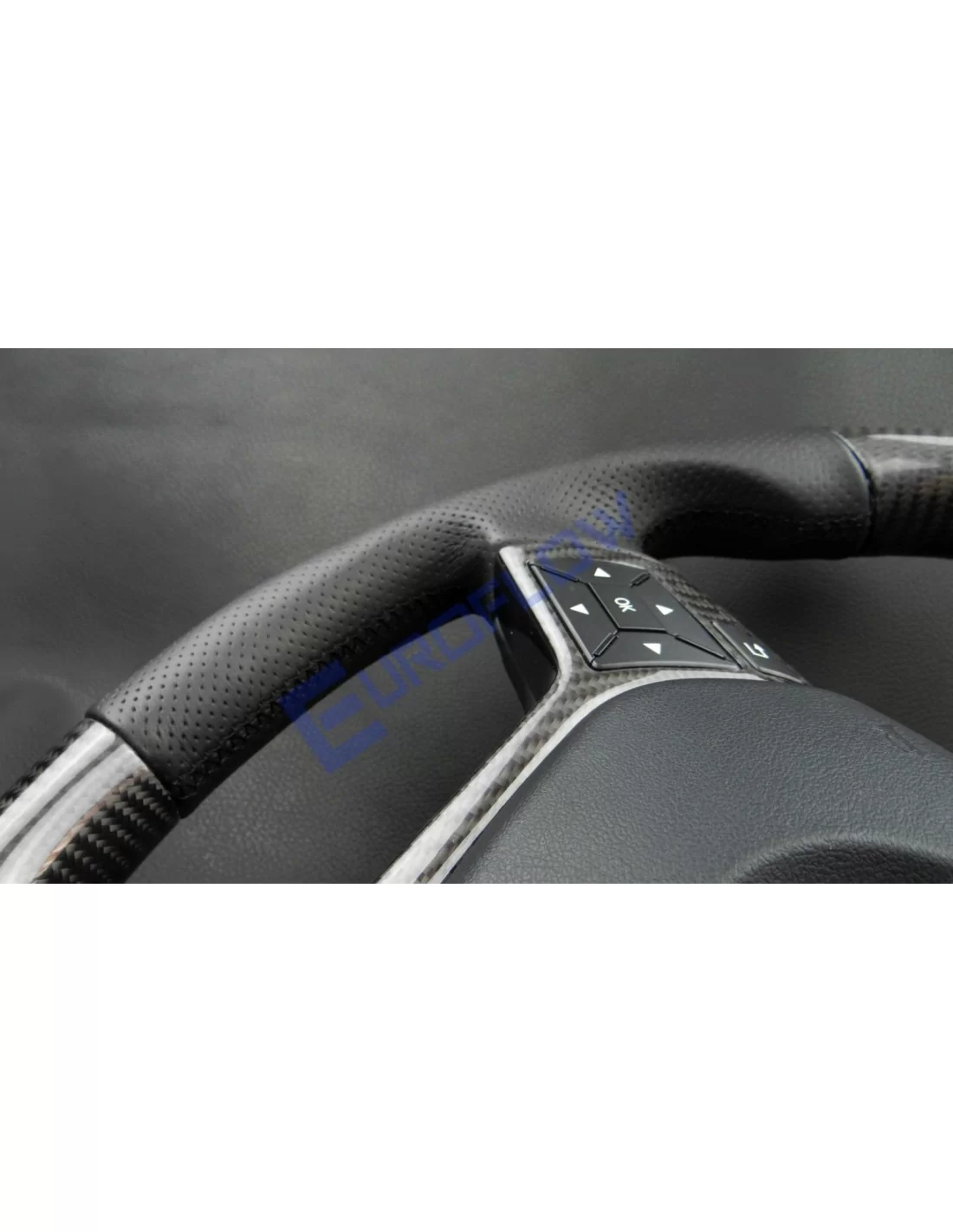 - Volant - Mercedes-Benz AMG Classe C CLS SLK Classe E W207 W212 W172 W218 W204 Volant cuir carbone - 11 - Améliorez votre cond  - Volant - Mercedes-Benz AMG Classe C CLS SLK Classe E W207 W212 W172 W218 W204 Volant cuir carbone - 11 - Améliorez votre cond