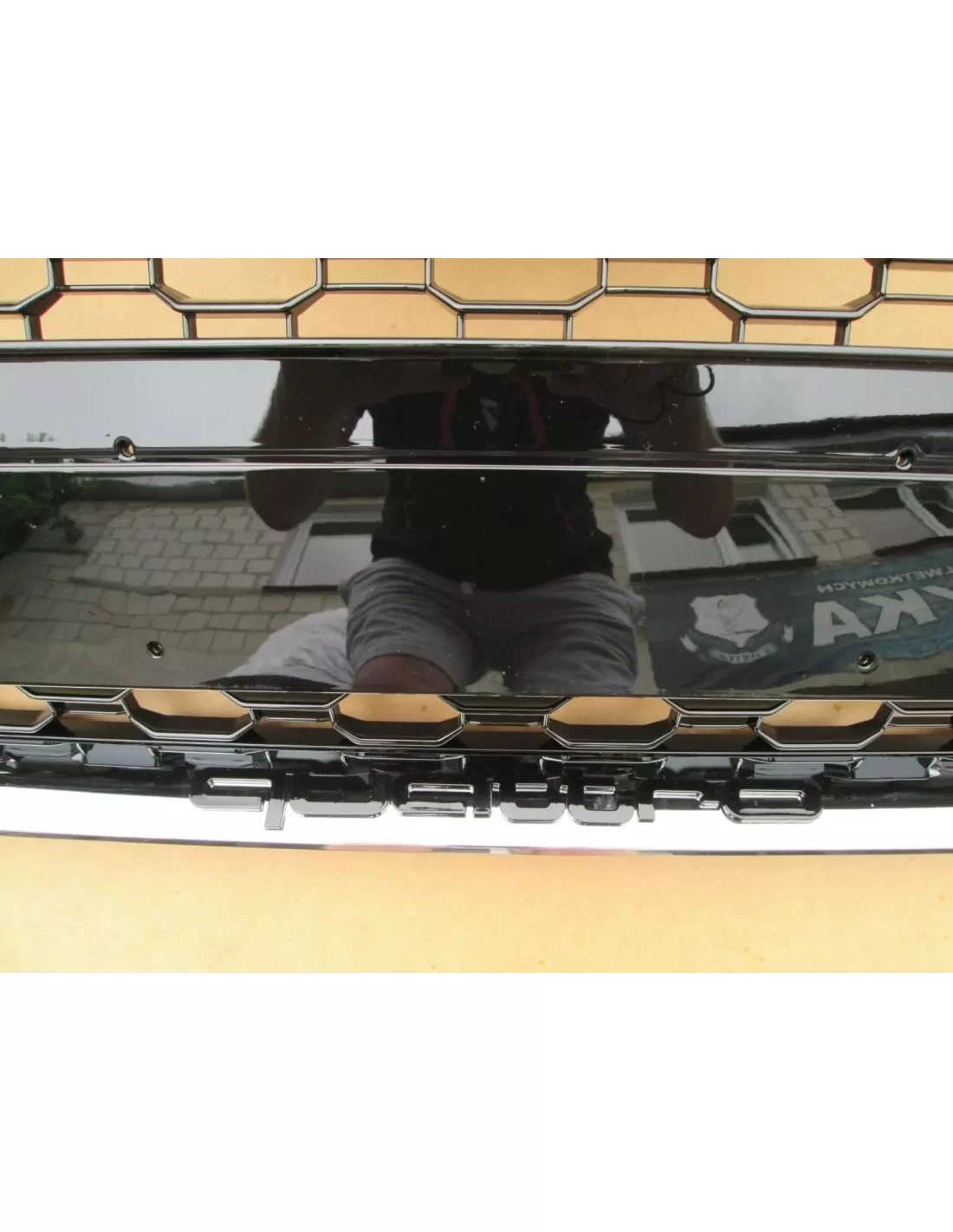 Audi RS4 Frontstoßstange Kühlergrill für Audi A4 2015-2019 Audi, Audi A4 2015-2019 (B9) Audi Audi RS4 Frontstoßstange Kühlergrill für Audi A4 2015-2019 Audi, Audi A4 2015-2019 (B9) Audi