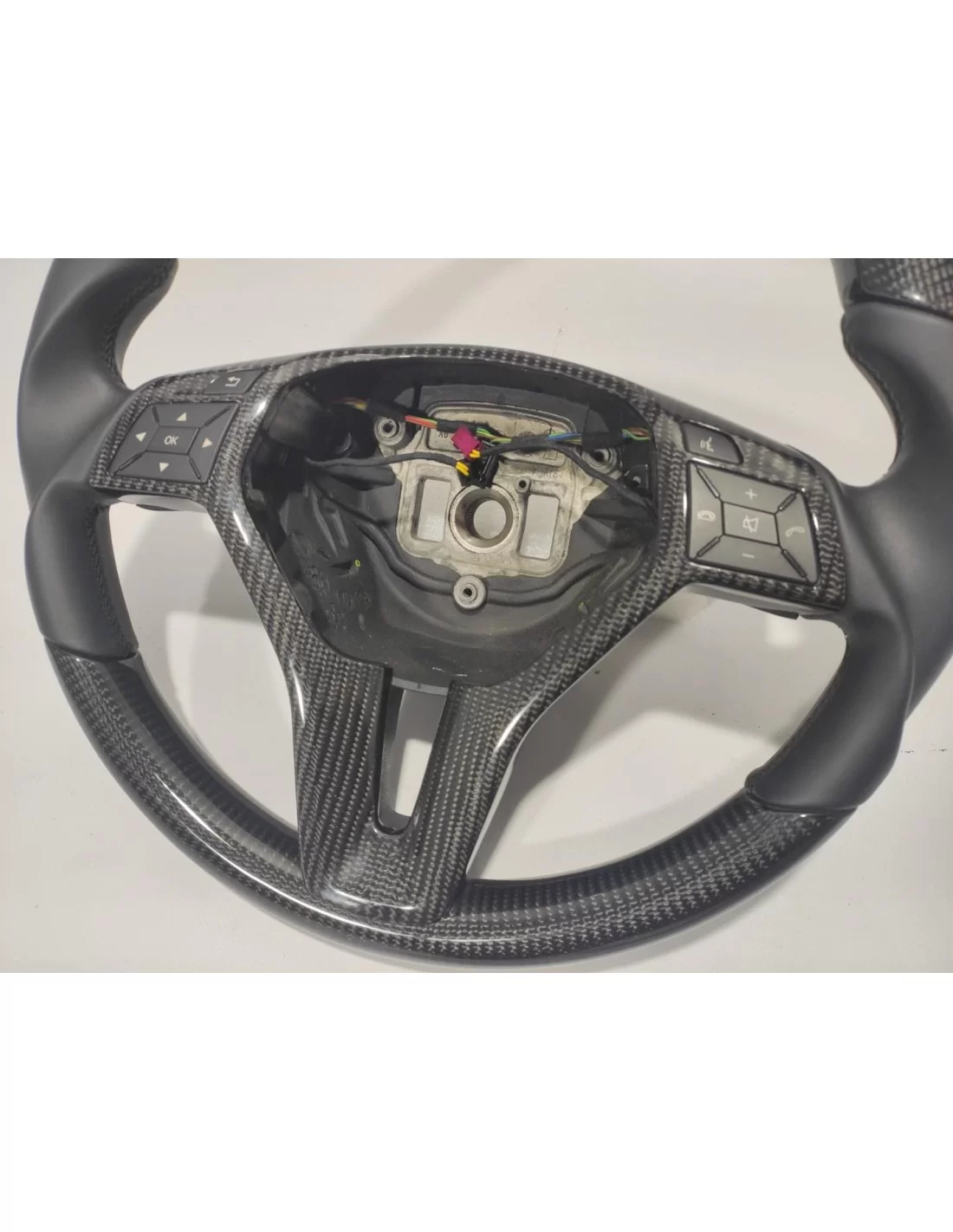 - Steering Wheels - Kierownica Mercedes-Benz Klasy E W212 ze skóry węglowej - 6 - Kierownica Mercedes-Benz Klasy E W212 ze skór - Steering Wheels - Kierownica Mercedes-Benz Klasy E W212 ze skóry węglowej - 6 - Kierownica Mercedes-Benz Klasy E W212 ze skór