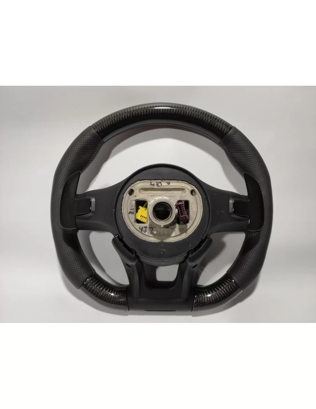 - Steering Wheels - AMG 梅赛德斯-奔驰 S 级 G 级 S222 W463A 碳皮方向盘 - 9 - AMG 梅赛德斯-奔驰 S 级 G 系列 S222 W463A 方向盘采用优质碳纤维皮革打造,尽显优雅,让您的驾驶体验更上一层楼 - Steering Wheels - AMG 梅赛德斯-奔驰 S 级 G 级 S222 W463A 碳皮方向盘 - 9 - AMG 梅赛德斯-奔驰 S 级 G 系列 S222 W463A 方向盘采用优质碳纤维皮革打造,尽显优雅,让您的驾驶体验更上一层楼